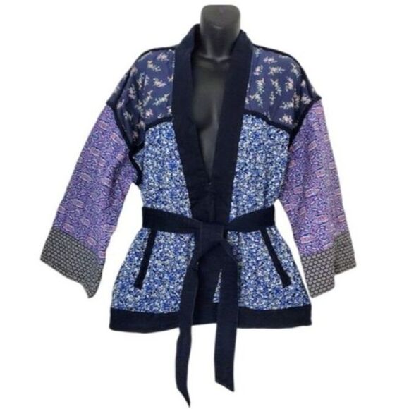 GAP Blue Floral Patchwork Quilted Kimono Wrap Jacket Sz M Grandmacore Boho Chic - Picture 2 of 8